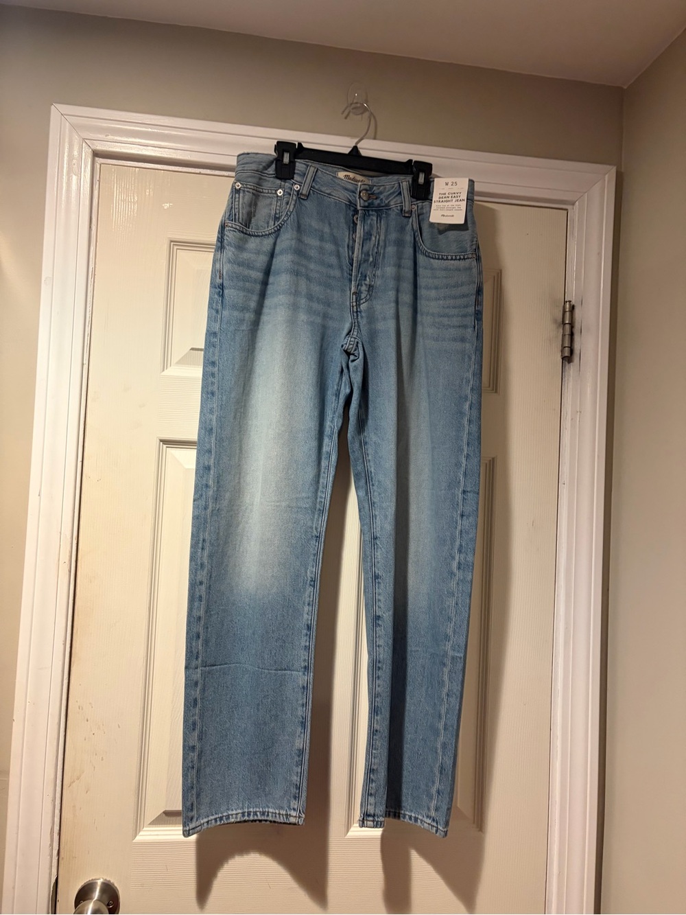 Madewell Curvy Dean Easy Straight Jeans in light blue 25